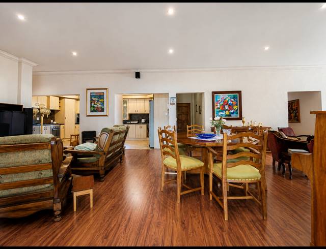 3 BEDROOM TOWNHOUSE FOR SALE IN ARCON PARK